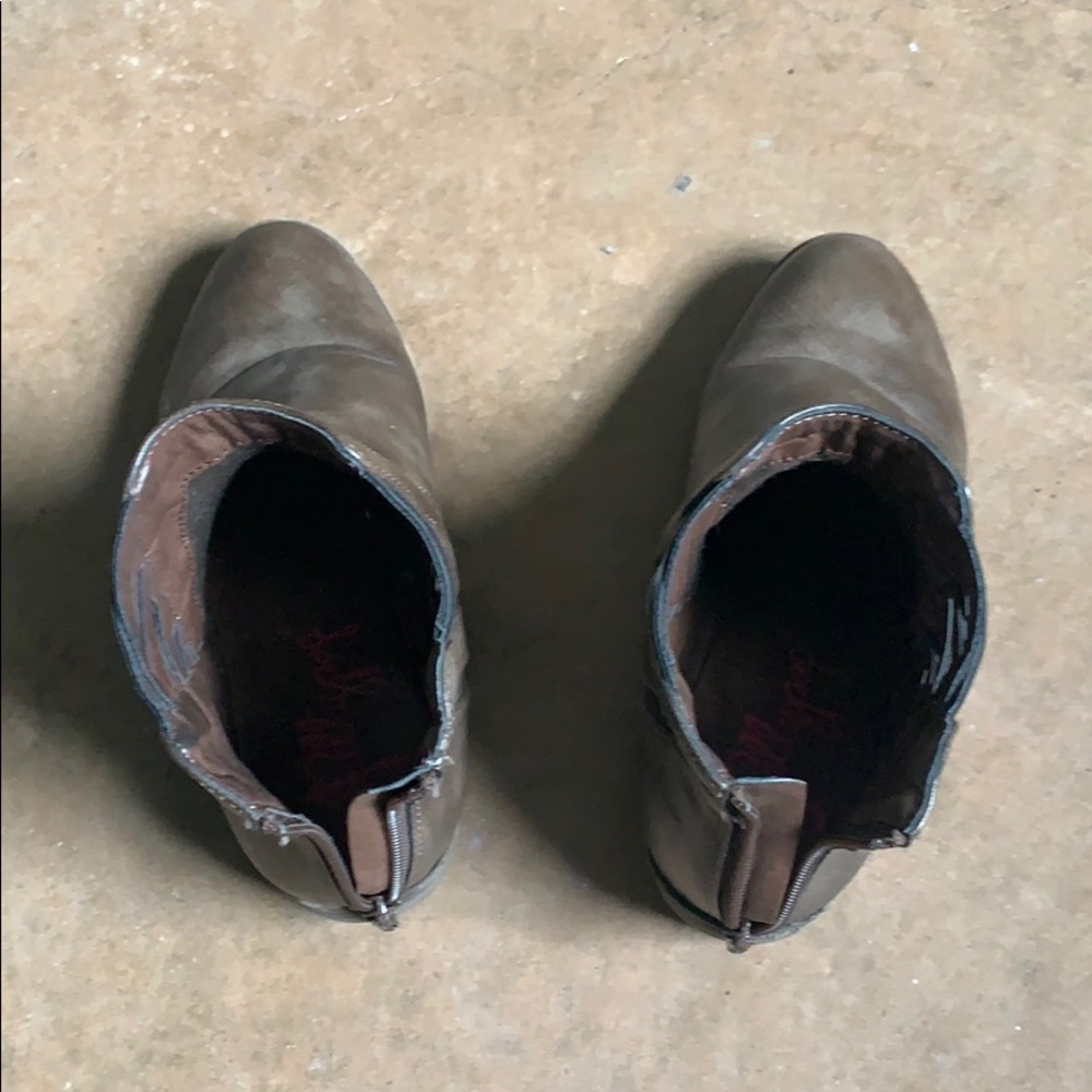 Booties - Picture 3 of 4